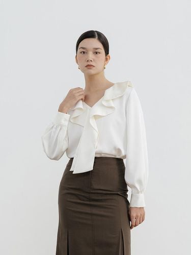 Flared Collar Blouse - YOUNESS - Modalova