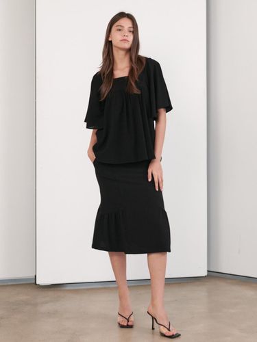 Wing Shirring Top_Black - Coett - Modalova