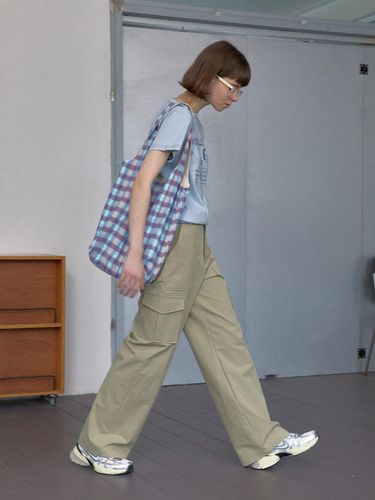 S / s useful cargo pants - light khaki - BRENDABRENDEN SEOUL - Modalova