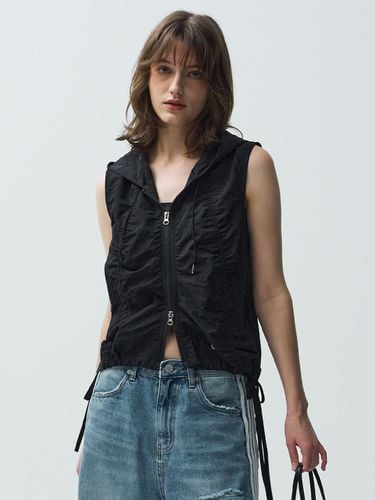 Shirring vest (black) - MIDNIGHT MOVE - Modalova