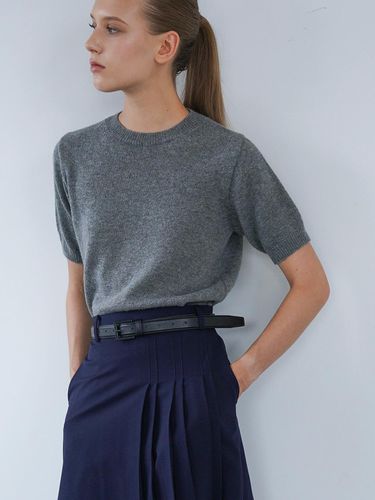 ARI CASHMERE HALF SLEEVE KNIT (DEEP GREY) - LEIE - Modalova