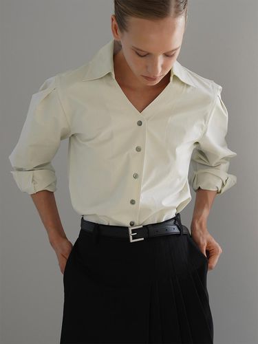 GEN V NECK WRINKLE FREE PUFF SLEEVE PLEATS SHIRTS - LEIE - Modalova