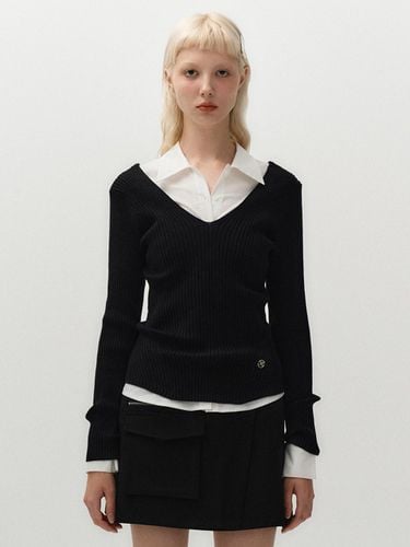 V slim knit (black) - MIDNIGHT MOVE - Modalova