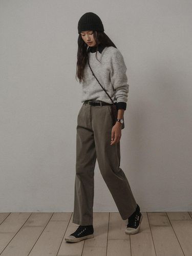 PEACH CHINO PANTS_KHAKI - SAGEMENT - Modalova