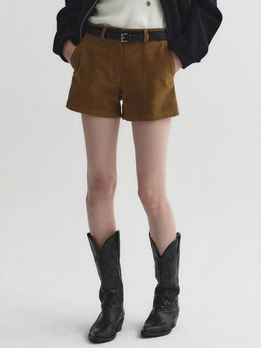 Suede shorts (brown) - NOIRER for WOMEN - Modalova