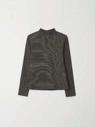 Stripe Half Turtle - neck Top () - THE RYE - Modalova