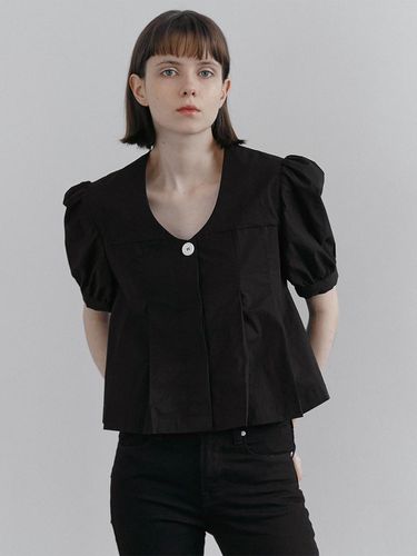 U neck Pleats blouse (Black) - MAROYH - Modalova