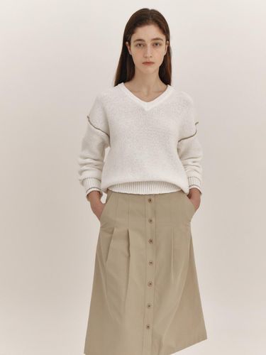 Stitch V - neck Knit (Ivory) - THE RYE - Modalova