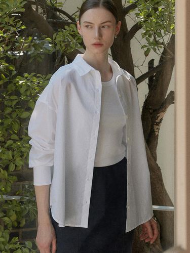 Delhi Loose Cotton Shirt (white) - ATMORE - Modalova