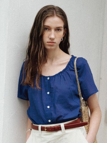 U - neck String Blouse (Blue) - THE RYE - Modalova