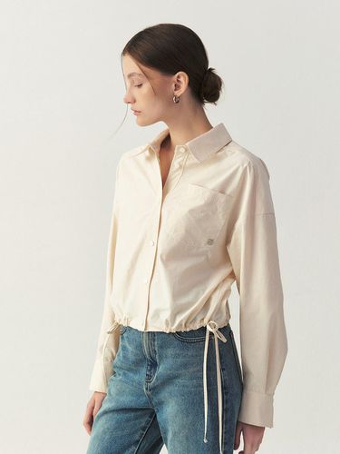 Strap Point Cropped Shirt_CREAM - ARTID - Modalova