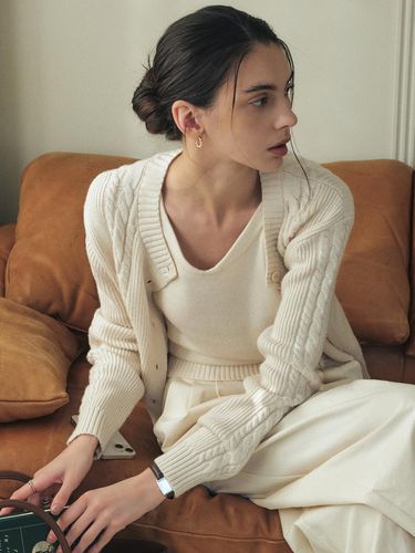 Round neck cable cardigan setup_IVORY - ARTID - Modalova