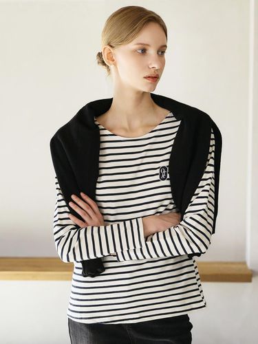 Stripe Embroidered Round T-shirt_4color_JFFTS032M - JUARR - Modalova