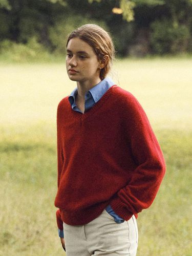 Cashmere Wholegarment Knit (Red) - THE RYE - Modalova