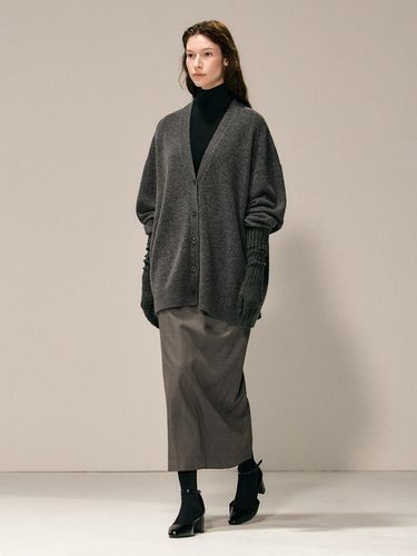 Slit Detail Oversized Wool Cardigan (charcoal) - RIDIFI - Modalova