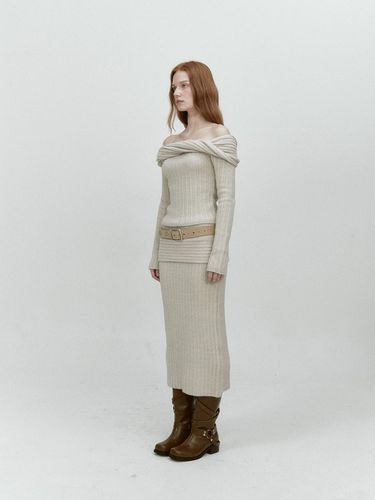 REVERSE FOLD KNIT SKIRT (BEIGE) - ASURA - Modalova