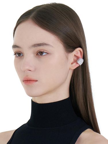 Silver Cubic Bold Earcuff - PICOMENT - Modalova