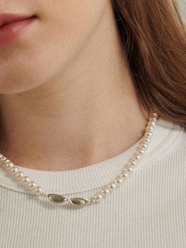 Cat - Eye Sunglasses Pearl Necklace - PICOMENT - Modalova