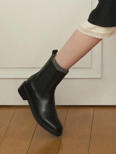 Nadia Chelsea Boots AGFA00 - APTO - Modalova