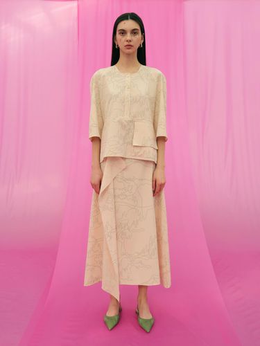 Sona Flap Skirt_Light Beige Contour - J.Chung - Modalova