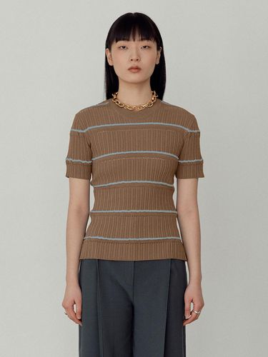 Bole Stripe Half Sleeve Knit_Sand Beige+Skyblue - J.Chung - Modalova