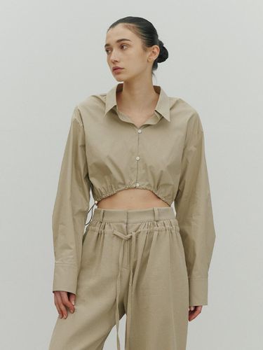 Karena Crop String Shirt_Beige - J.Chung - Modalova