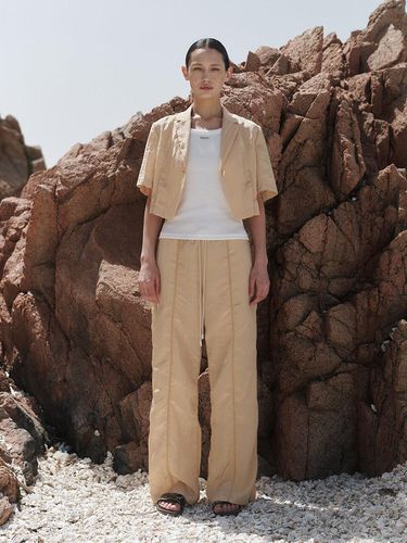 Sand Trouser_Yellow - J.Chung - Modalova