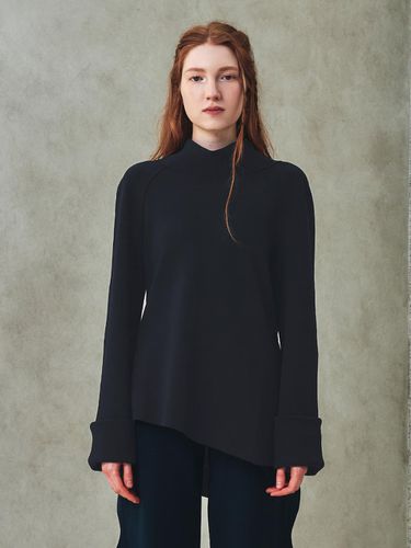 Signature Turtleneck Top_Ash Navy - J.Chung - Modalova