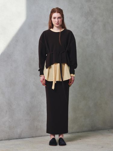 Signature Pencil Long Skirt_Brown - J.Chung - Modalova