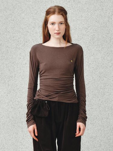 Rare Shirring Top_Brown - J.Chung - Modalova