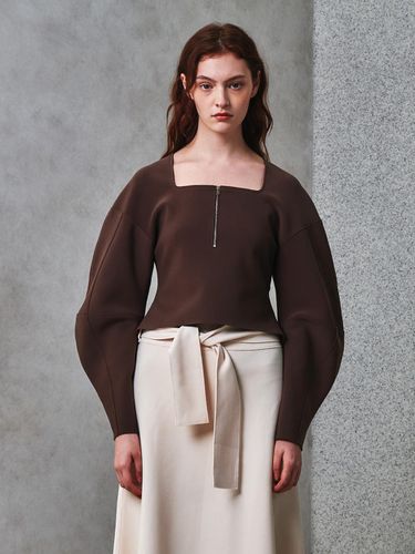 Alma Square Neck Top_Brown - J.Chung - Modalova