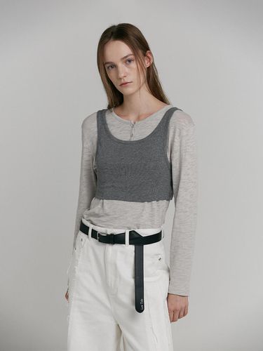 BUSTIER LAYERED T SHIRT [GREY] - LOW TIDE - Modalova