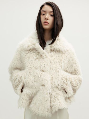 SLIT FLARE FUR JACKET_TT4W002IV - THETIS - Modalova