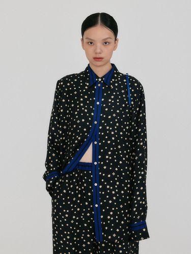 Silk Oversized Contrast Shirt [Black] - EENK - Modalova