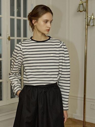 Double Stripe Puff Long Sleeve T-shirt - NONLOCAL - Modalova