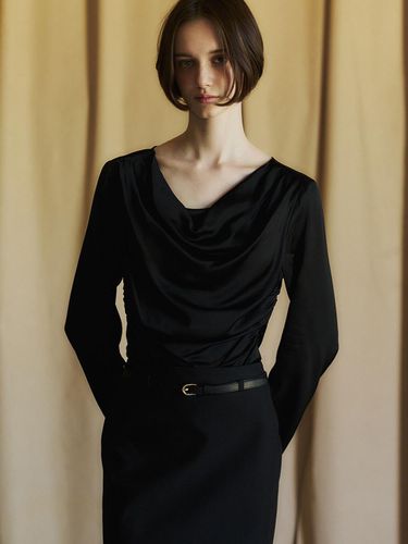 Satin Draped Blouse_Black - LETQSTUDIO - Modalova