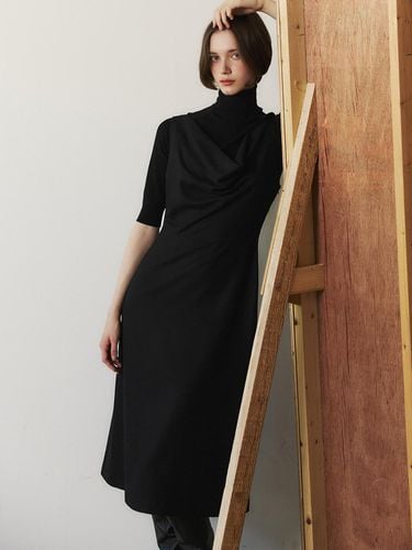 Wool Draped Dress_Black - LETQSTUDIO - Modalova