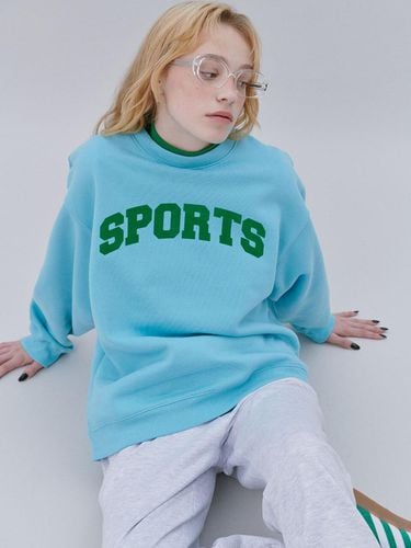 Sports Flocking Graphic Sweatshirt (SKYBLUE) - The Sweat. - Modalova