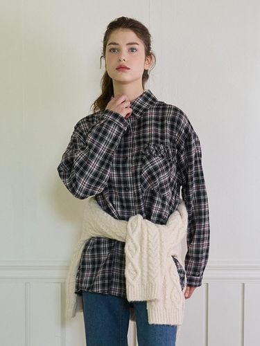 CHECK FRILL POCKET SHIRT_BLACK - PINK PINEAPPLE - Modalova