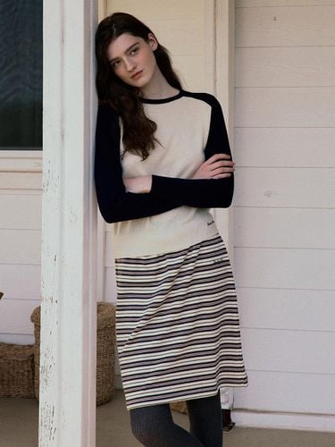 Multi Stripe Jersey Skirt_Navy - Studio & Parc - Modalova