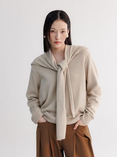 MUFFLER SET V - NECK SWEATER - OAT BEIGE - LUMINOAR - Modalova