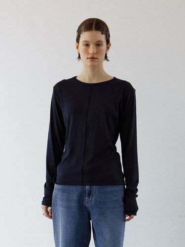 BODY POINTED LONGSLEEVE TS NAVY - YOUNGOH - Modalova