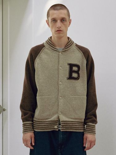 Men] Knit Varsity Cardigan (Brown) - KNITLY - Modalova