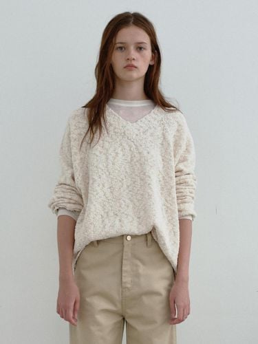 Boucle V-neck knitwear (beige) - POSZER - Modalova