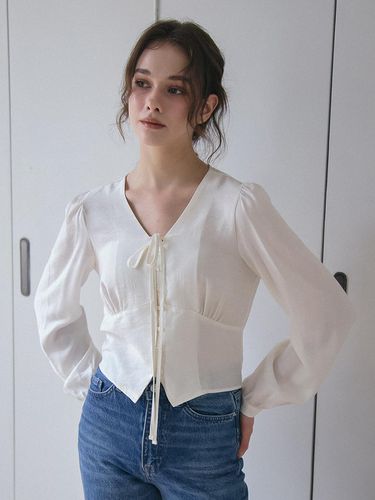 V NECK RIBBON BLOUSE - VEM.VER - Modalova