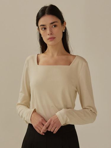 SQUARE SLIM TEE (2colors) - MangoManyPlease - Modalova