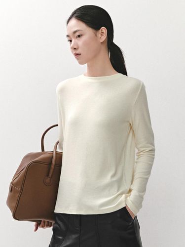 Simple Basic Round T-shirt (MAECTS09MIV) - marieclaire - Modalova