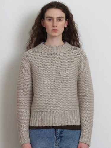 Woman] Heavy Crochet Sweater () - KNITLY - Modalova