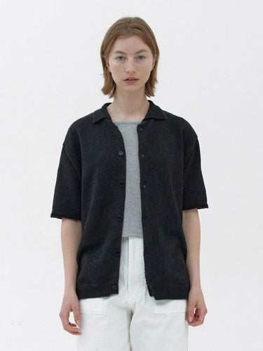 Women] Textured Paper Half Shirt (/) - KNITLY - Modalova