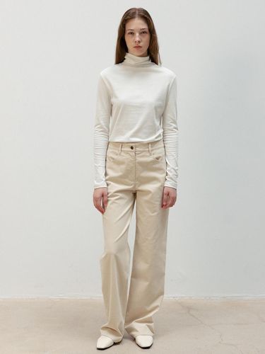 Corduroy Comfort Pants_Cream - RRACE - Modalova